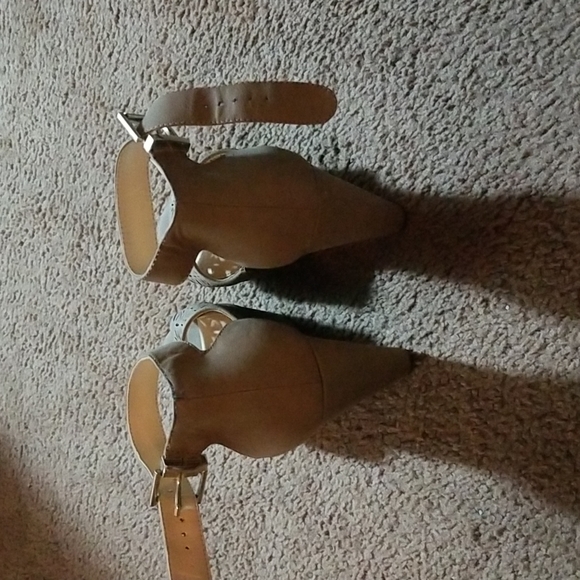 Jessica Simpson Wedge Heel - Picture 3 of 8